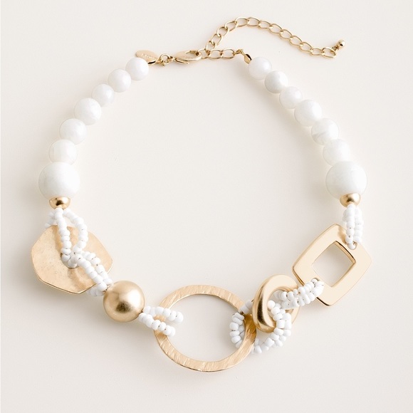 Nwt Chicos White And Gold-Tone Bib Necklace - Picture 4 of 4
